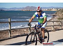 250 ciclistas tomaron la salida para recorrer los parajes de Mazarrón en la XXI Marcha MTB Bahía de Mazarrón. Domingo 6 noviembre. - Foto 194