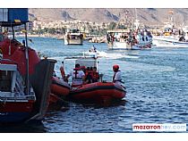 Puerto de Mazarrón vivió este domingo un multitudinario homenaje a la Virgen del Carmen, patrona de los pescadores - Foto 2
