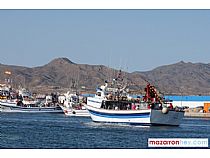 Puerto de Mazarrón vivió este domingo un multitudinario homenaje a la Virgen del Carmen, patrona de los pescadores - Foto 3