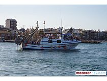 Puerto de Mazarrón vivió este domingo un multitudinario homenaje a la Virgen del Carmen, patrona de los pescadores - Foto 9