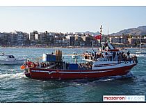 Puerto de Mazarrón vivió este domingo un multitudinario homenaje a la Virgen del Carmen, patrona de los pescadores - Foto 29