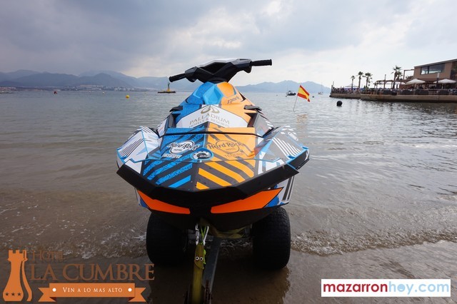Copa del Rey de motos de agua 2017. Primera jornada. Playa del Paseo. Sábado 7 de octubre. - 14