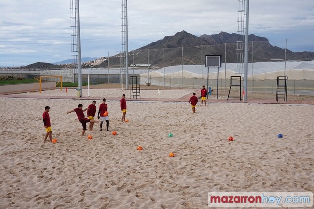 Entrenamiento Selección China de Fútbol Playa en Mazarrón - 1