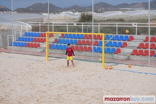 Entrenamiento Selección China de Fútbol Playa en Mazarrón - 7