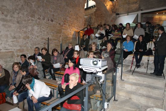 Taller sobre hábitos saludables organizado por la Concejalía de Sanidad y desarrollado en el Museo Arqueológico Los Baños. 