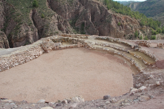 Viaje cultural al Yacimiento Arqueológico de La Bastida (Totana).