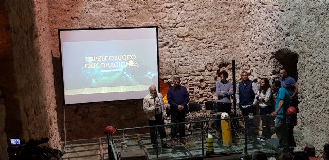 Ponencia sobre espeleobuceo 