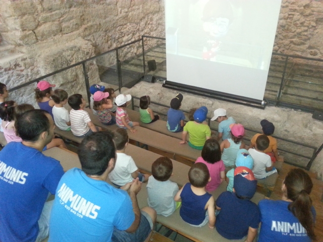 La Escuela de Verano del CEIP Ginés Díaz-San Cristóbal ha visitado el Museo Arqueológico.