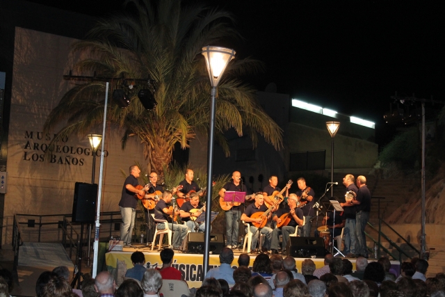 Música en los Jardines en el Museo Arqueológico Los Baños