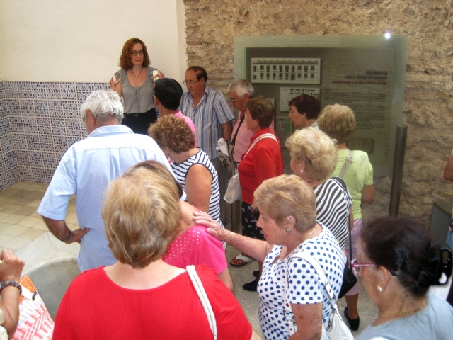 Mayores de toda España visitan Alhama y el Museo Arqueológico