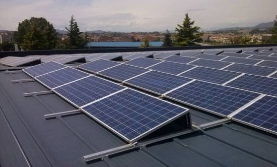 EnergÃa solar para edificios públicos locales