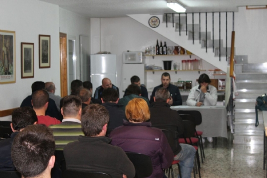 La Hermandad de San Juan Evangelista celebró la reunión anual de ayudas.