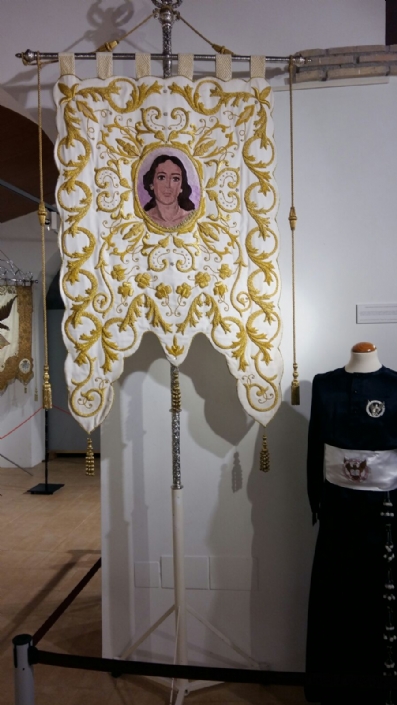 La Hermandad de San Juan Evangelista de Totana, participa en una exposición en Alhama de Murcia