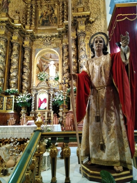 La Hdad. de San Juan Evangelista celebró el pasado miércoles, una Eucaristía en la Parroquia de Santiago el Mayor.
