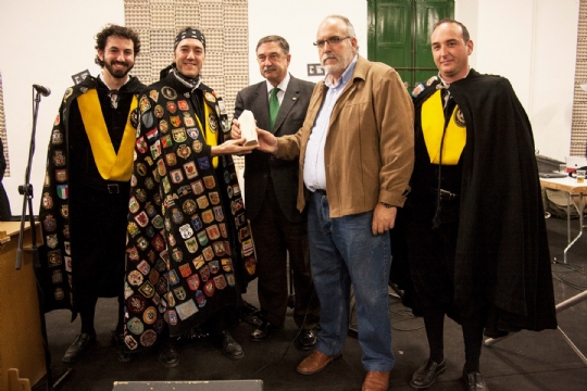 PREMIADO EL CERTAMEN INTERNACIONAL DE TUNAS “COSTA CÁLIDA” COMO MEJOR EVENTO CULTURAL DEL 2013 EN MURCIA