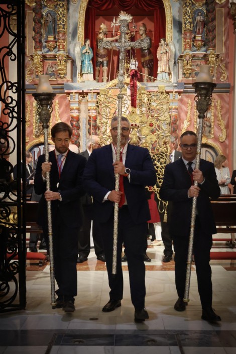 Procesión claustral en la Solemne Eucaristía por el XXV Aniversario de la Coronación Canónica