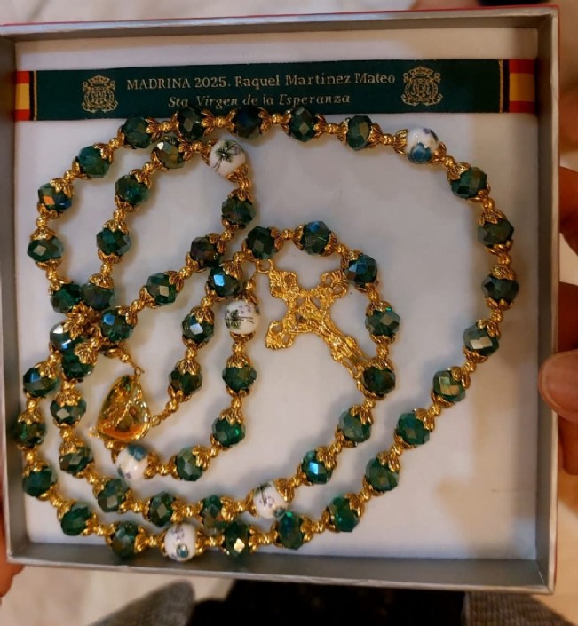 Donación de la Madrina de 2025 del Tercio 'Ntra Sra de la Esperanza'