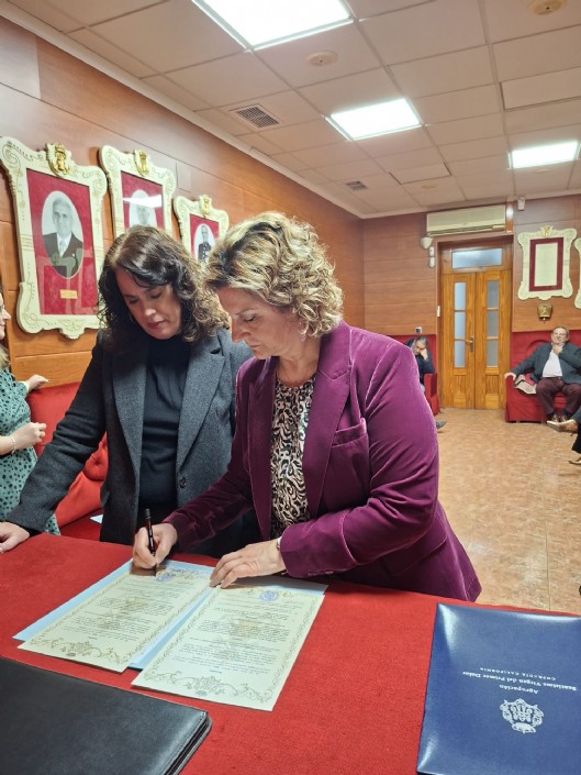 Donación de la Madrina de 2025 del Tercio 'Santísima Virgen del Primer Dolor'