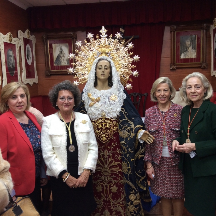 Vestida de la Santísima Virgen del Primer Dolor 2018