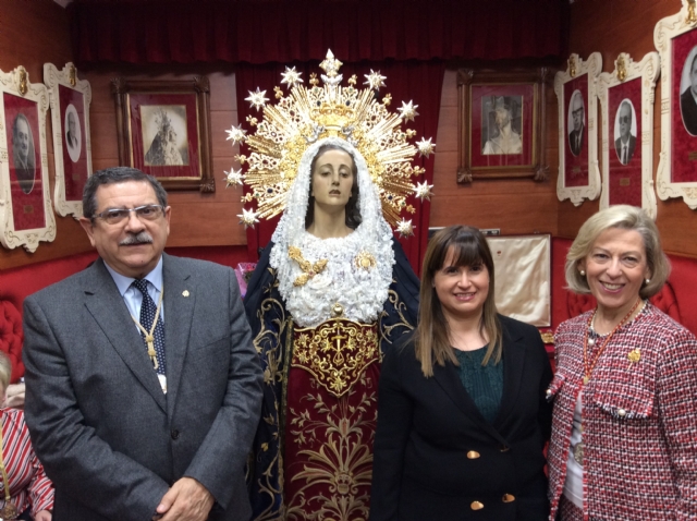 Vestida de la Santísima Virgen del Primer Dolor 2018