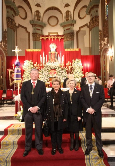 Donación y bendición de fajín a la Stma. Virgen del Primer Dolor