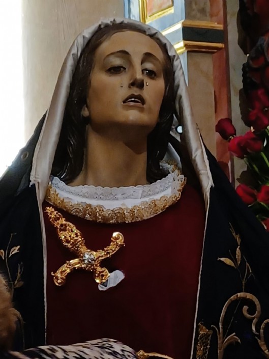DONACION DE PUÑAL Y SUBIDA AL ALTAR MAYOR
