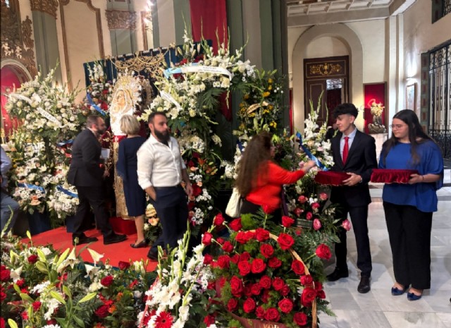 Acto de Besamano a la Stma. Virgen 