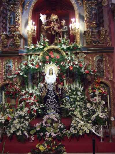 OFRENDA PRESIDENTE A LA STMA. VIRGEN