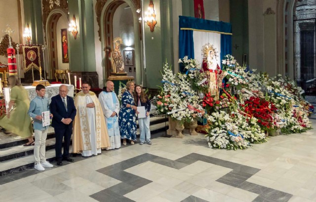 Besamano en honor a la Stma. Virgen del Primer Dolor