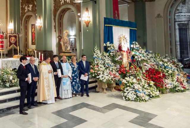 Besamano en honor a la Stma. Virgen del Primer Dolor