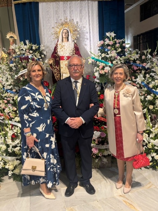 Acto de Besamano a la Stma. Virgen 