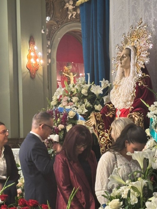 Acto de Besamano a la Stma. Virgen 