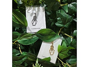 Colgante de la Virgen del Primer Dolor.