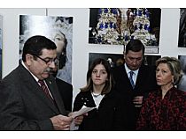 Inauguración Exposición Fotográfica con motivo del X Aniversario de la Coronación Canónica de la Stma. Virgen del Primer Dolor. - Foto 16