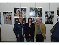 Inauguración Exposición Fotográfica con motivo del X Aniversario de la Coronación Canónica de la Stma. Virgen del Primer Dolor. - Foto 26