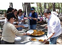 Fotografias Jornada de Convivencia en el Campento de Cáritas de Los Urrutias - Foto 22