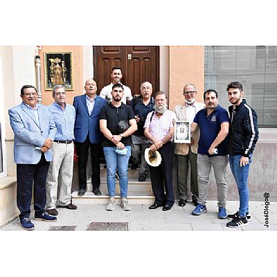 Visita de los Hermanos de la Cofradía de la Stma. Virgen de los Dolores. Crevillente. - Foto 1