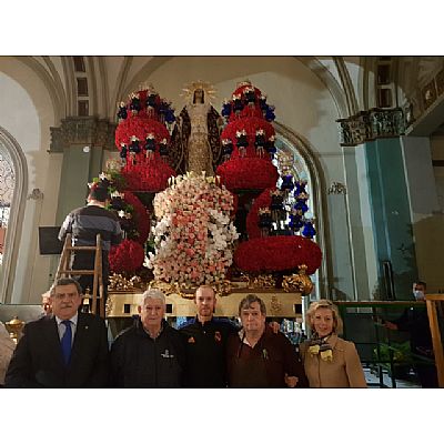 DONACION DE LA FLOR DEL TRONO DE LA STMA. VIRGEN DEL PRIMER DOLOR - Foto 5