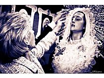 Vestida y Traslado al Altar Mayor de la Santísima Virgen del Primer Dolor - Foto 2
