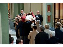 Vestida y Traslado al Altar Mayor de la Santísima Virgen del Primer Dolor - Foto 34