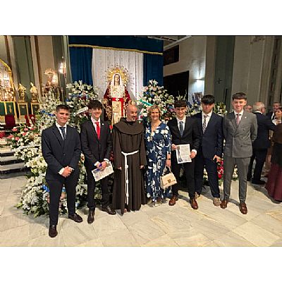 Besamano en honor a la Stma. Virgen del Primer Dolor - Foto 2